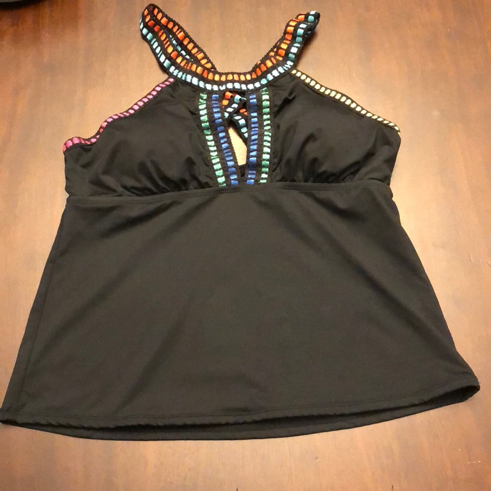 LA BLANCA High Neck Key-Hole Tankini Top - Picture 1 of 6